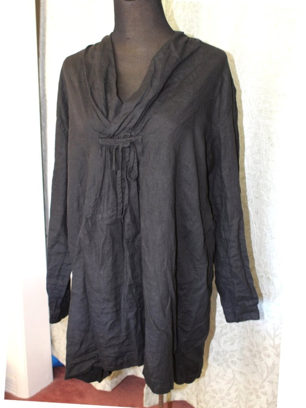 Earth Linen Tunic Top Black Small long-sleeve draped Cowl neckline Lagenlook